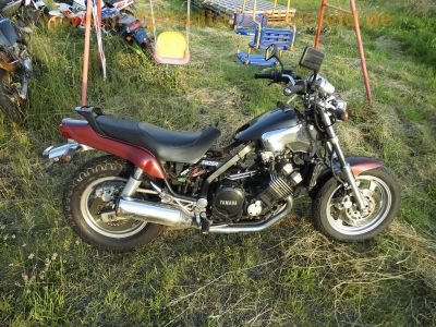 Yamaha_FZX_700_FAZER_1UG_Canada-Modell_Dragster_Muscle-Bike_-_wie_FZ_FZX_750_-_kleine_V-Max_1200_85.jpg