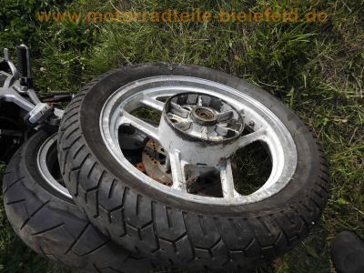Kawasaki_GPZ_900_R_ZX900A_Streetfigher-Wrack_180-55_ZR17_Hinterrad_Auspuff_eloxiert_-__wie_GPZ_750_R_1000_RX_ZX10_72.jpg