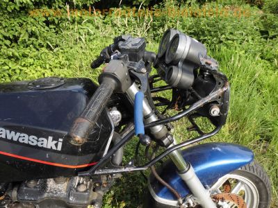 Kawasaki_GPZ_900_R_ZX900A_Streetfigher-Wrack_180-55_ZR17_Hinterrad_Auspuff_eloxiert_-__wie_GPZ_750_R_1000_RX_ZX10_85.jpg