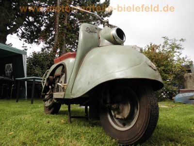 Hans_Glas_Goggo_200_Motor-Roller_Oldtimer_Veteranen-Roller_Bj__1955_mit_ILO-Motor_M_200_V_-_wie_Goggo_125_150__35.jpg