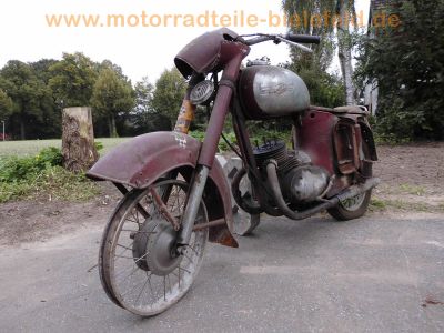 JAWA_CZ_125_Typ_355_weinrot_Bj__1960_-_wie_175_Typ_356_o__Junior_150_Typ_352_o__Cezeta_Tatran_35.jpg