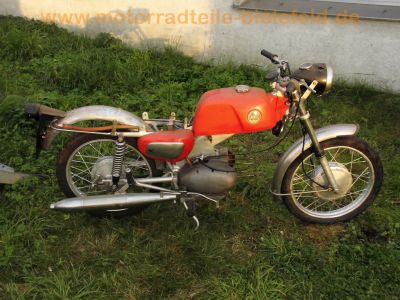 Benelli_Motobi_125_Sport_Special_Einzylinder_Kraftei_Bj__ca__1969_46.jpg