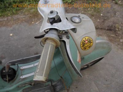 Lohner_Sissy_50_Moped-Roller_aus_Oesterreich_34.jpg