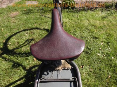 Miele_Oldtimer-Fahrrad_mit_Victoria_Hinterrad-Hilfsmotor_17.jpg