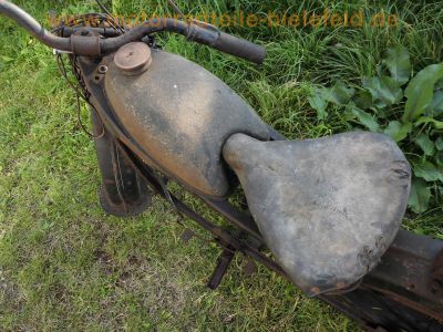 Puch_200_Oldtimer-Wrack_Bj__ca__1938_6PS_Doppelkolben-Motor_-_wie_Puch_125_150_175_220_250_350_SV_SGS_TL_TF_70.jpg