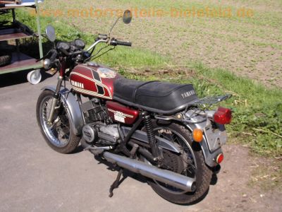 Yamaha_RD_250_Typ_522_Zweitakt-Zweizylinder_rot_-_wie_521_1A1_RD_200_400_DX_4.jpg