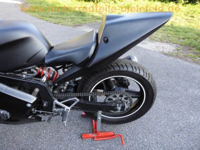 Honda_CBR_600_F_PC19_schwarz_Race-Track-Umbau_-_wie_PC23_20.jpg