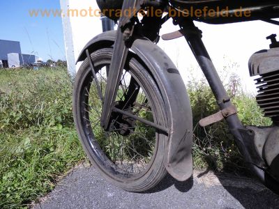 DKW_RT_125_W_aus_1950_-_wie_Auto_Union_IFA_MZ_RT_125_150_ES_DKW_RT_100_NSU_FOX_15.jpg
