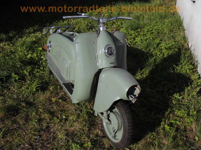 Röhr_Rolletta_200_Roller_aus_1954_restauriert_-_kein_Eichler_Kroboth_Heinkel_FAKA_Zündapp_Messerschmitt_Bajaj_32.jpg