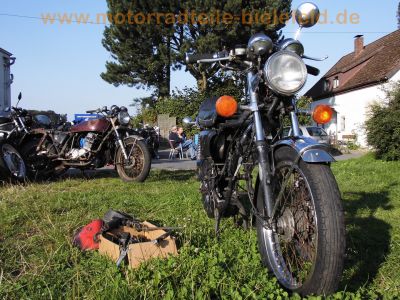 Honda_CB_750_Four_K7_rolling_chassis_o__Motor_EZ1980_49kW_Café-Racer_Sitzbank_HAGON-Federbeine_7.jpg