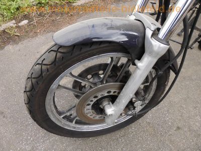 Honda_VT_700_C_RC19_Shadow_Custom_Chopper_-_wie_VT_750_C_RC14_RC29_VT_1100_C_SC18_SC23_72.jpg