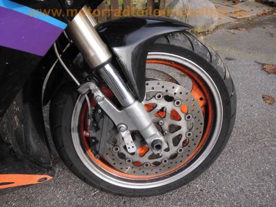 Yamaha_FZR_1000_3LE_EXUP_94_Fox_Eyes_6-Kolben-Bremse_Mono-Hoeckersitz_ABM-Rasten_Remus-Phoenix_Auspuff_-_wie_YZF_600_750_1000_R_51_.jpg