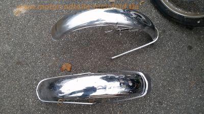 Honda_CB_500_Four_Konvolut_3x_Ersatzteile_spare-parts_-_wie_CB_350_400_500_550_750_F_Four_102.jpg