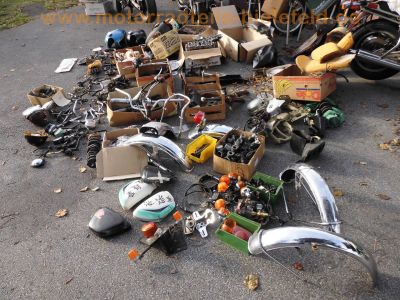 Honda_CB_500_Four_Konvolut_3x_Ersatzteile_spare-parts_-_wie_CB_350_400_500_550_750_F_Four_207.jpg