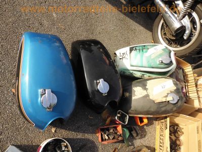 Honda_CB_500_Four_Konvolut_3x_Ersatzteile_spare-parts_-_wie_CB_350_400_500_550_750_F_Four_241.jpg