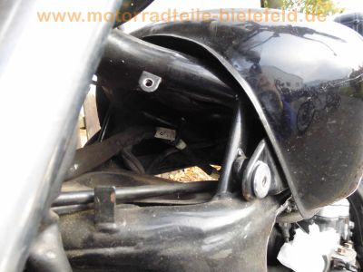 Honda_V45_US-Magna_VF_750_C_RC07_wie_RC09_schwarz_Scheibe_hohe_Sissy-Bar_kurze_Chrom-Fender_46.jpg