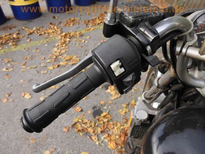 Honda_V45_US-Magna_VF_750_C_RC07_wie_RC09_schwarz_Scheibe_hohe_Sissy-Bar_kurze_Chrom-Fender_53.jpg