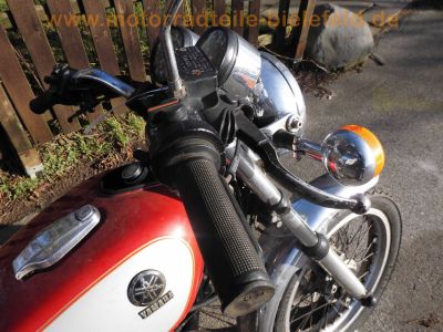 Yamaha_SR_500_48T_rot_Speichenraeder_Motor_laeuft_-_wie_SR_XT_250_500_1U6_2J4_73.jpg