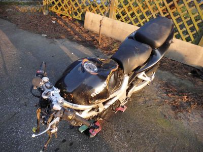 Suzuki_SV_650_S_AV11_schwarz_Crashtest_-_wie_SV_DL_650_1000_N_S_82.jpg