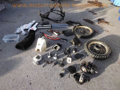 Yamaha_YZ80J_5X2_1982_Kinder-Cross_Oldtimer_-_wie_YZ50_YZ60_PW50_PW80_TY50_TY80_IT0_2J5_2X6_3R1_4V1_22W_Ersatzteile_spare-parts_5.jpg