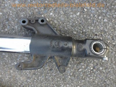 Aprilia_RS125_Ersatzteile_spare-parts_USD-Gabel_fork_Sitzbank_seat_-_wie_AF1_RS250_11.jpg