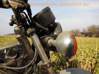 Yamaha_XS_360_1U4_mit_Gepaecktraeger_Chromfender_2x_Bremsscheibe_-_wie_XS_250_400_1U5_2A2_4G5_37.jpg