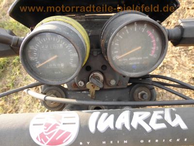 Honda_XL_500_R_PD02_rote_Sitzbank_ohne_Motor_Duplex-Bremse_-_wie_XL_250_350_500_600_R_S_MD03_MD_78.jpg