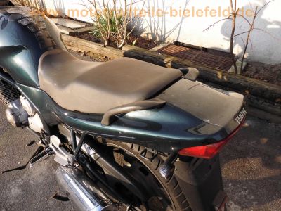 Yamaha_XJ_600_S_DIVERSION_gruen_mit_Gepaecktraeger_47.jpg