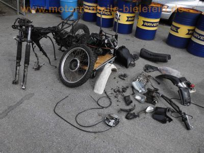 Yamaha_XT_550_5Y3_zerlegt_Ersatzteile_-_wie_XT_250_500_600_43F_13.jpg