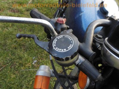 Honda_CB_400_Four_blau_KONI_4-1_Auspuff_Sankei_2002_HMCB400F_HM377_Giuliari_Sport-Sitzbank_66.jpg