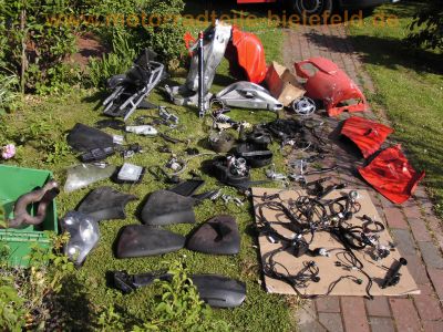 Aprilia_RSV_1000_Mille_RP_2003_Ersatzteile_spares_spare-parts_-_wie_Aprilia_RST_1000_Futura_Tuono_Falco_4.jpg