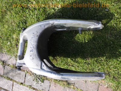 Aprilia_RSV_1000_Mille_RP_2003_Ersatzteile_spares_spare-parts_-_wie_Aprilia_RST_1000_Futura_Tuono_Falco_84.jpg
