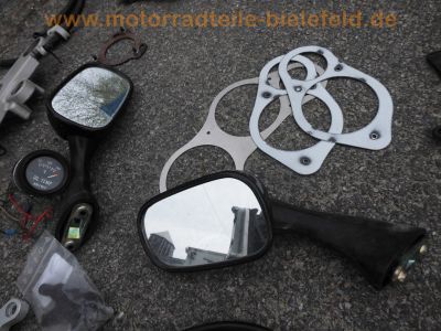 Honda_CBR_900_RR_Fireblade_SC28_Ersatzteile_spares_spare-parts_-_wie_SC33_58.jpg