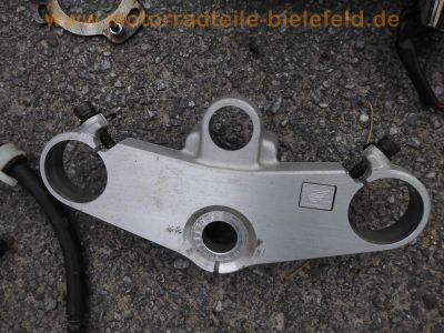 Honda_CBR_900_RR_Fireblade_SC28_Ersatzteile_spares_spare-parts_-_wie_SC33_60.jpg