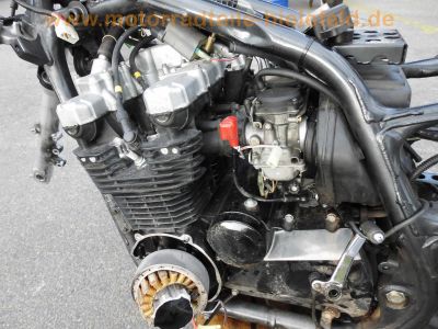 Kawasaki_ZR7S_ZR750F_Ersatzteile_Rahmen_Motorteile_Gabel_Vergaser_-_wie_ZR_550_750_Zephyr_60.jpg