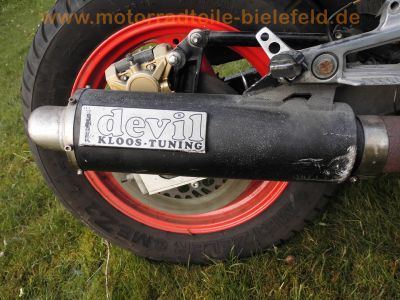 Yamaha_FJ1200_3CW_Superbike-Heck_mit_Sozius-Abdeckung_von_Wagner_Kunststofftechnik_DEVIL_4-1_Auspuff_-_wie_FJ_1100_47E_1XJ_3YA_23.jpg