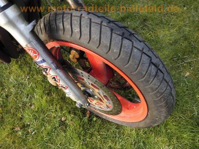 Yamaha_FJ1200_3CW_Superbike-Heck_mit_Sozius-Abdeckung_von_Wagner_Kunststofftechnik_DEVIL_4-1_Auspuff_-_wie_FJ_1100_47E_1XJ_3YA_51.jpg