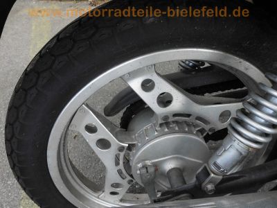 Honda_CB_400_N_letzte_Baureihe_1983_Motad_2-1_Auspuff_6-Speichen-Felgen_53.jpg