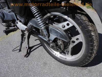 Honda_CB_400_N_letzte_Baureihe_1983_Motad_2-1_Auspuff_6-Speichen-Felgen_80.jpg