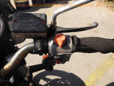 Honda_CB_400_N_letzte_Baureihe_1983_Motad_2-1_Auspuff_6-Speichen-Felgen_83.jpg