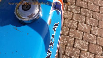 Honda_CB_50_J_blau_4-Takt_Mokick_Ersatzteile_-_wie_Honda_CB50J_CY50_XL50_13.jpg
