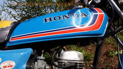 Honda_CB_50_J_blau_4-Takt_Mokick_Ersatzteile_-_wie_Honda_CB50J_CY50_XL50_24.jpg
