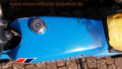 Honda_CB_50_J_blau_4-Takt_Mokick_Ersatzteile_-_wie_Honda_CB50J_CY50_XL50_47.jpg