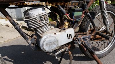 Honda_CB_50_J_Wrack_4-Takt_Mokick_als_Ersatzteile_CY50_XL50_CB50_J_47.jpg