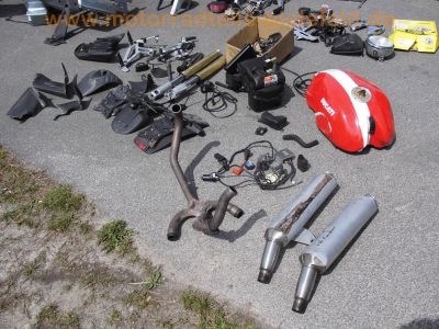 Ducati_Monster_M_600_Ersatzteile_spares_spare-parts_Gabel_Auspuff_Rastenanlagen_Airbox_Elektrik_-_wie_Ducati_600_750_900_SS_M_7.jpg