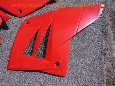 MZ_125_SM_Street_Moto_Super-Moto_Ersatzteile_Verkleidung_Maske_Kanzel_Seiteteile_Heckteil_Fender_Schutzblech_24.jpg