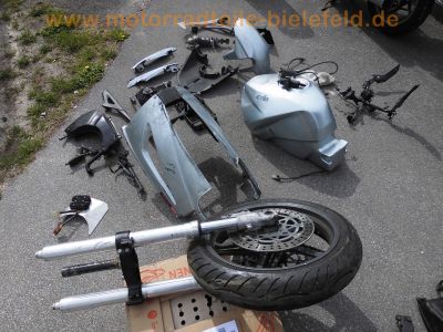 Aprilia_RST_1000_Futura_Ersatzteile_spares_spare-Parts_-_wie_Aprilia_RSV_1000_Mille_Tuono_Falco_3.jpg