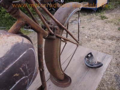 Ardie_100_125_200_Ersatzteile_Motor_Rahmen_Tank_Fender_Trapez-Gabel_Lenker_Gepaecktraeger_29.jpg
