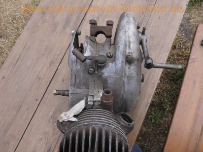 Ardie_100_125_200_Ersatzteile_Motor_Rahmen_Tank_Fender_Trapez-Gabel_Lenker_Gepaecktraeger_40.jpg