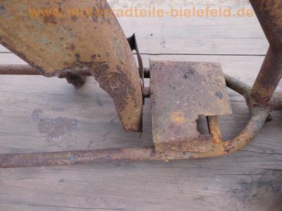 Ardie_100_125_200_Ersatzteile_Motor_Rahmen_Tank_Fender_Trapez-Gabel_Lenker_Gepaecktraeger_7.jpg